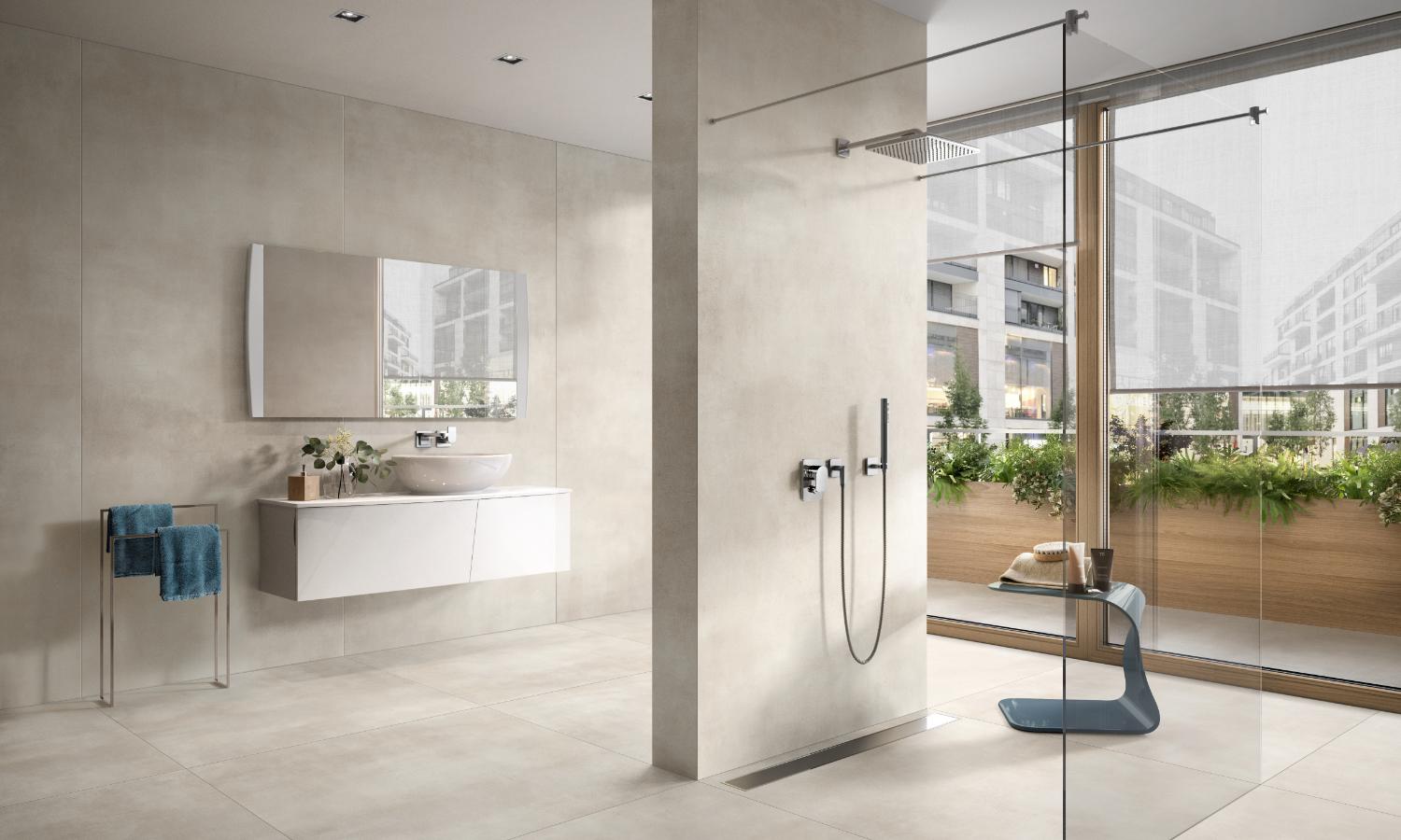 Badezimmer mit großen Fliesen